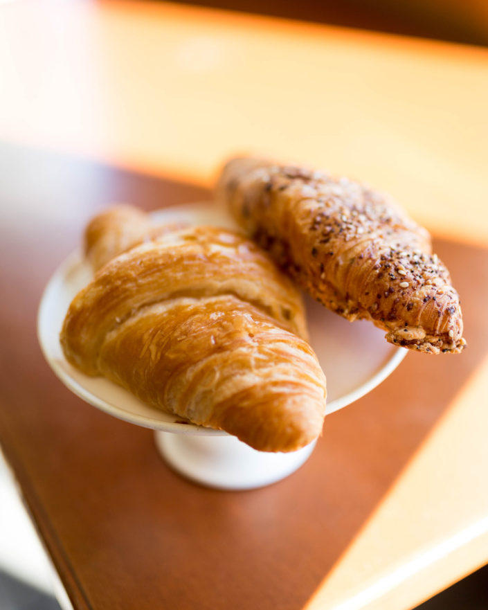 croissant-705×881-1